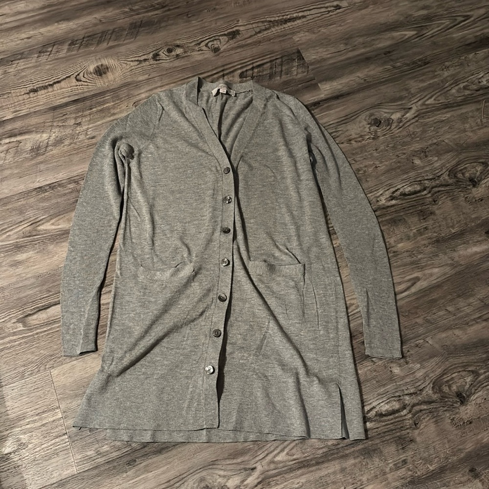 LOFT long gray pocket cardigan; size Small
